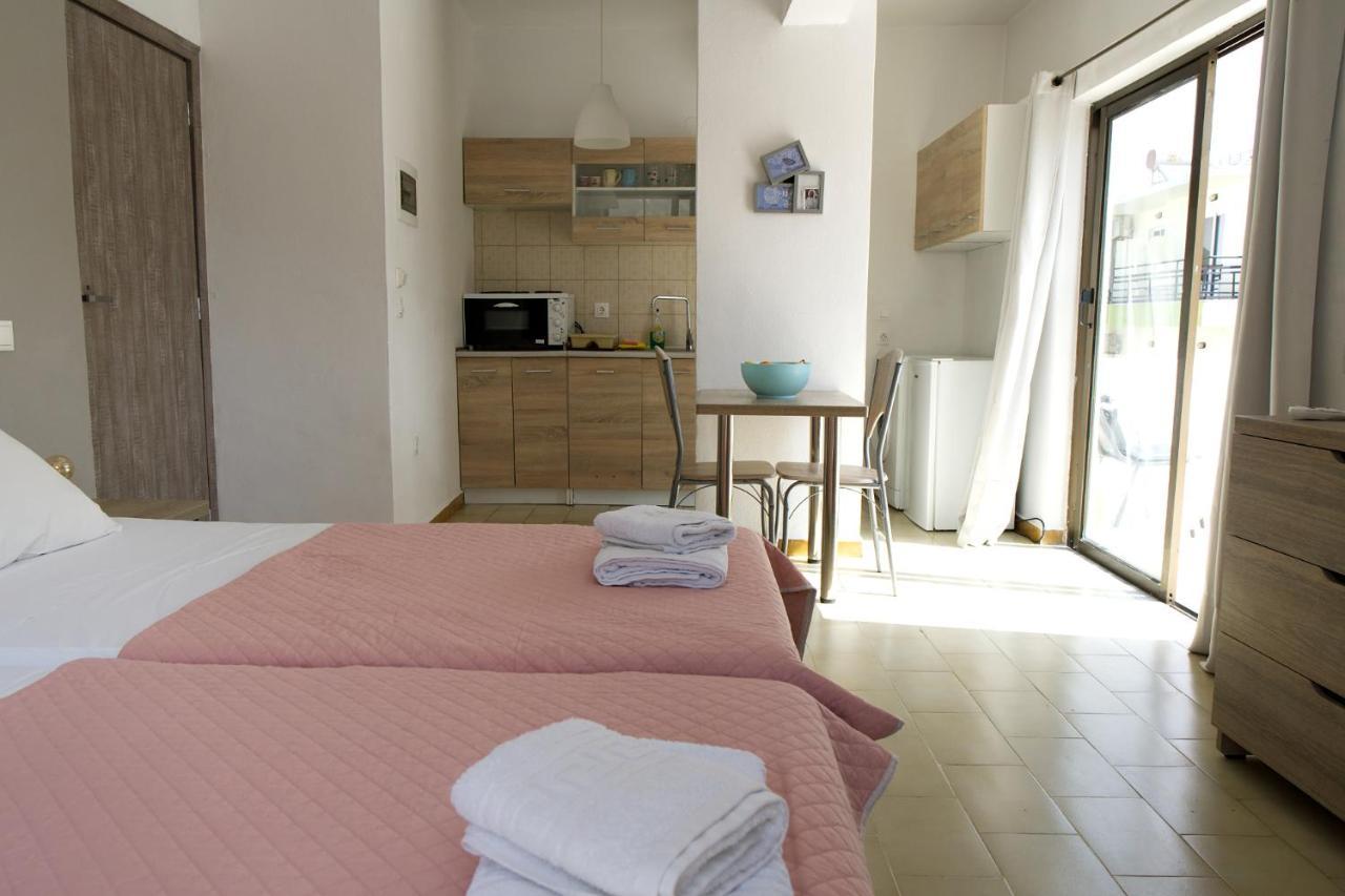 Lilian'S Seaview-Party Street-Youth Studios Rhodes City Εξωτερικό φωτογραφία