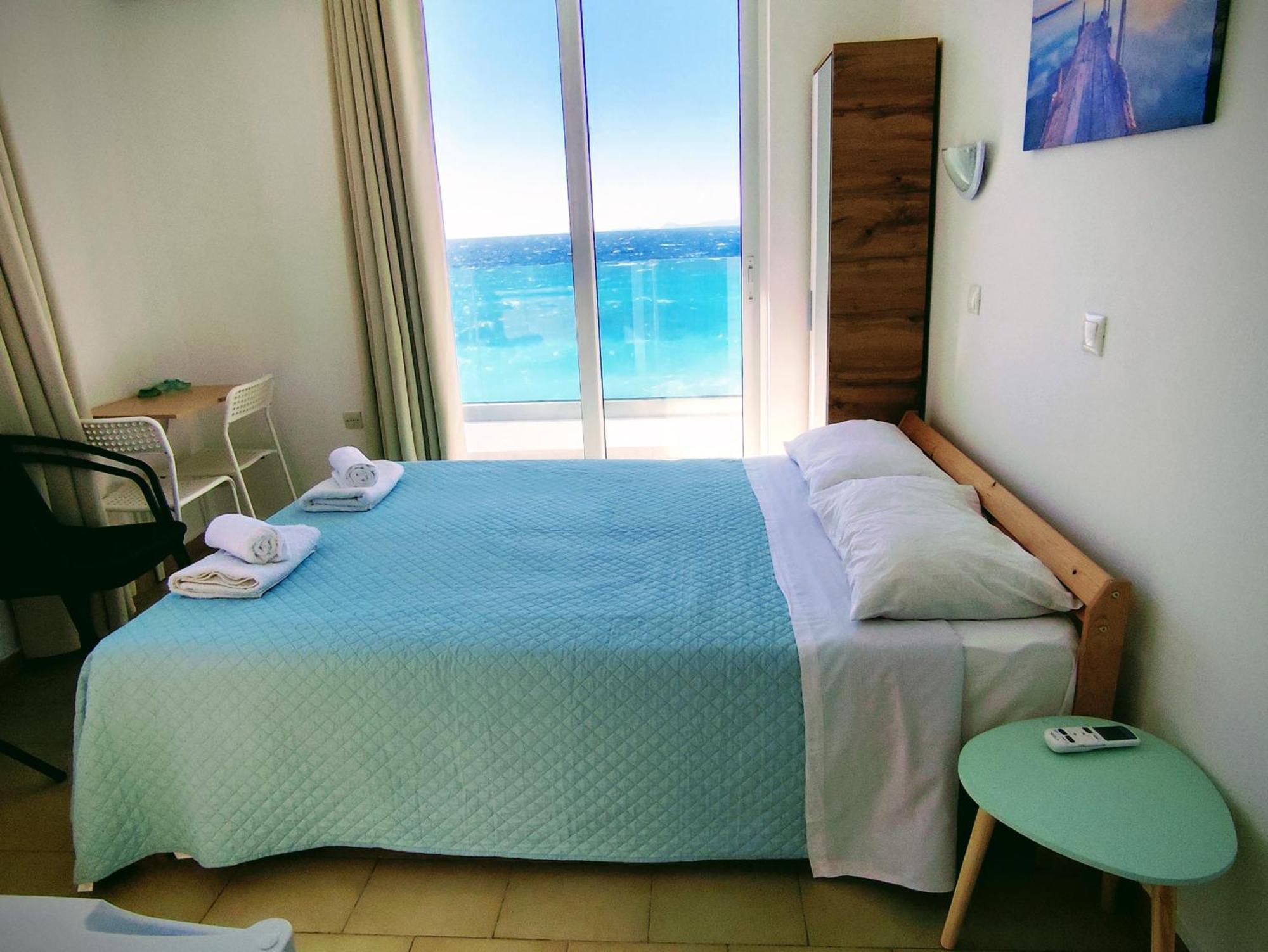 Lilian'S Seaview-Party Street-Youth Studios Rhodes City Εξωτερικό φωτογραφία