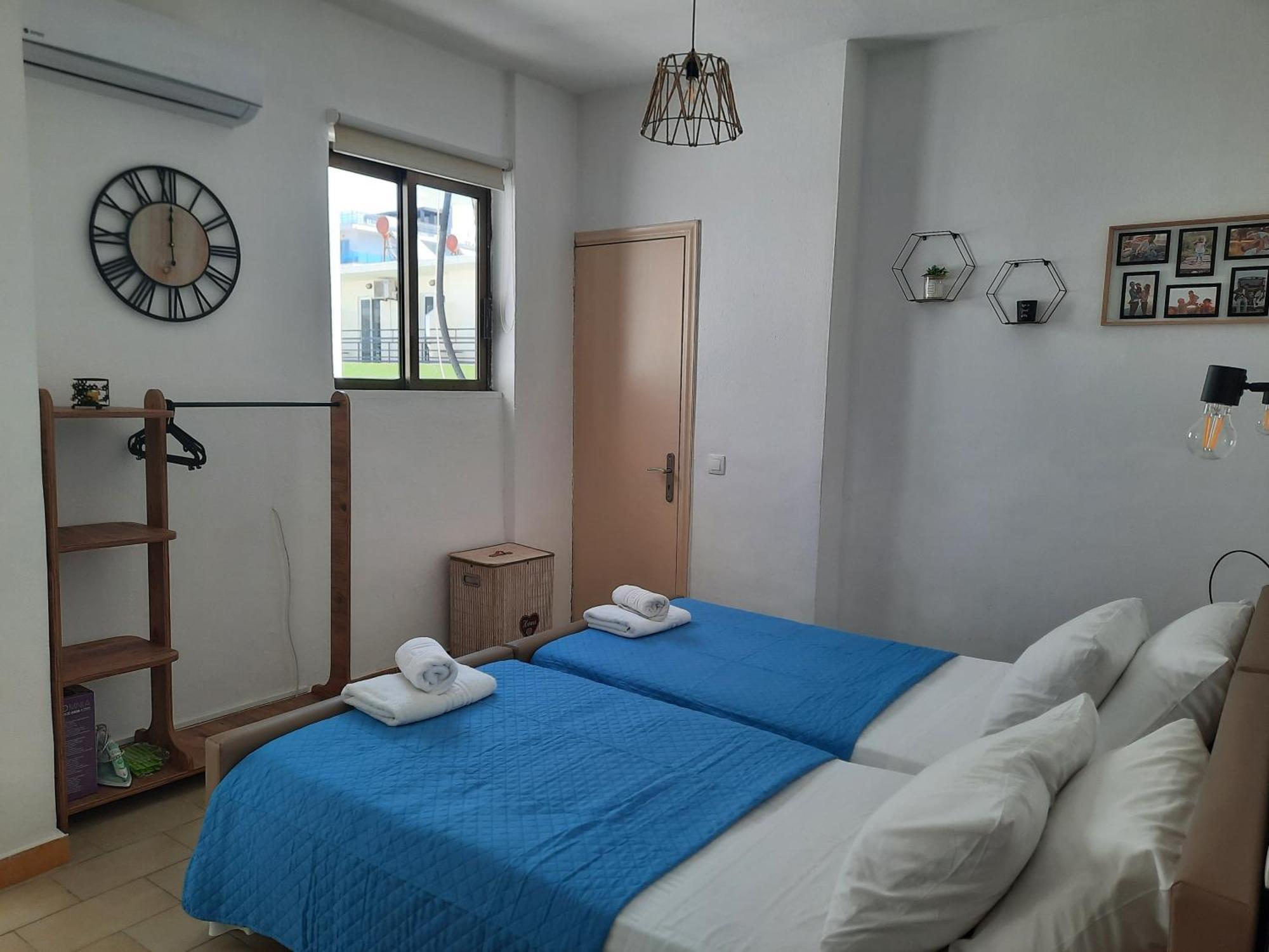 Lilian'S Seaview-Party Street-Youth Studios Rhodes City Εξωτερικό φωτογραφία